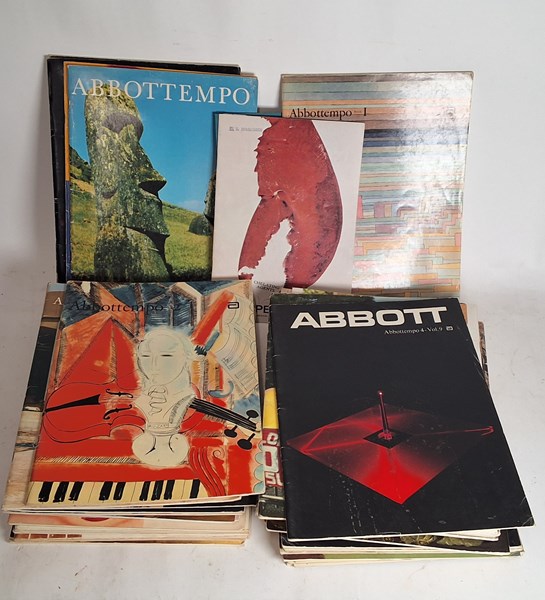 Lot 1326 - ABBOTTEMPO MAGAZINES