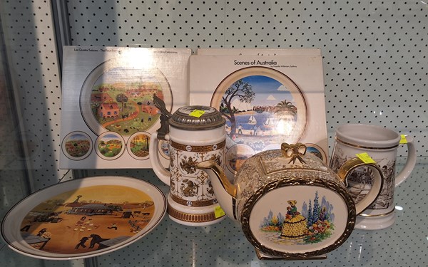Lot 1345 - ASSORTED CHINA