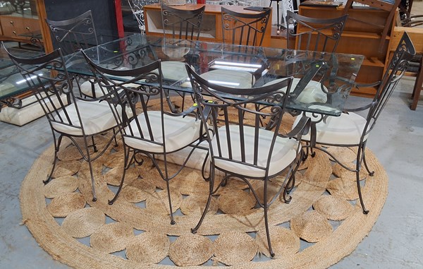Lot 524 - DINING SUITE