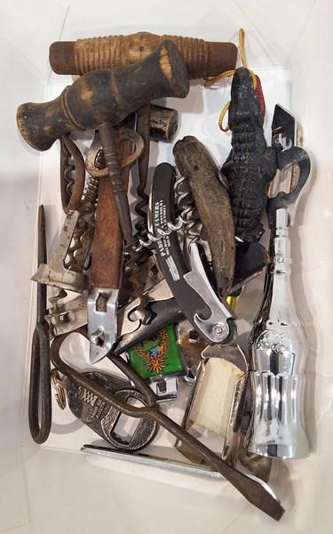 Lot 1270 - BOTTLE OPENERS