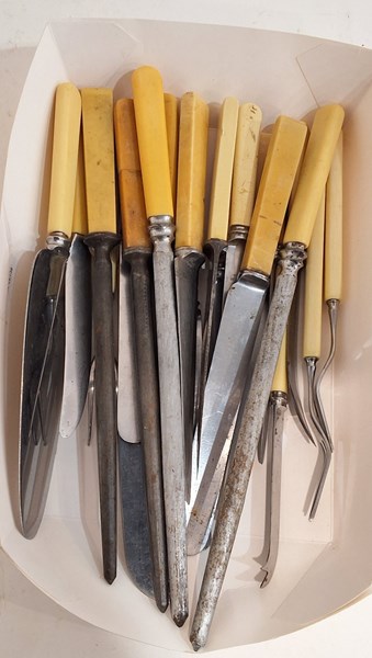 Lot 1273 - CUTLERY