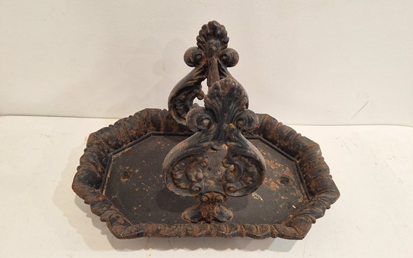 Lot 1357 - BOOT SCRAPER