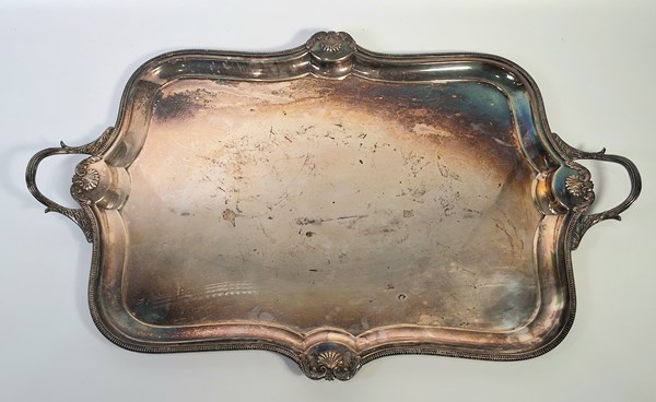 Lot 1089 - SILVER TRAY