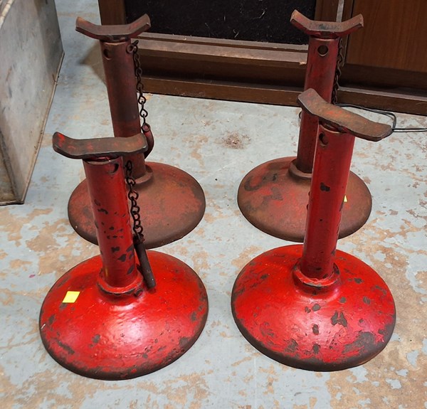 Lot 329 - VINTAGE JACKS