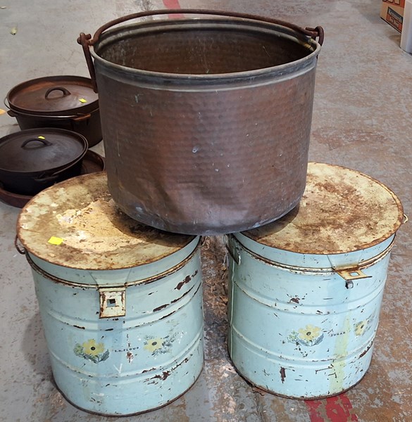 Lot 346 - VINTAGE STORAGE