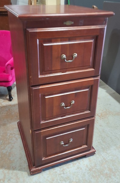 Lot 378 - FILING CABINET