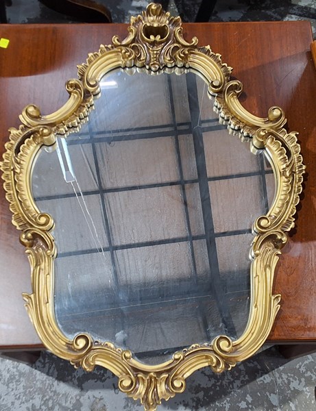 Lot 68 - WALL MIRROR