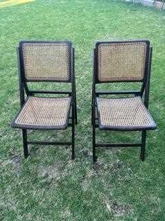 Lot 469 - FOLDING CHAIRS