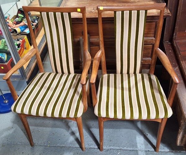 Lot 483 - CARVER DINING CHAIRS