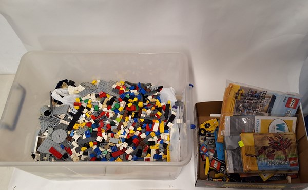 Lot 1465 - ASSORTED LEGO