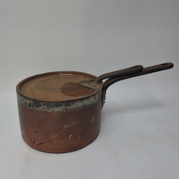 Lot 1458 - SAUCEPAN