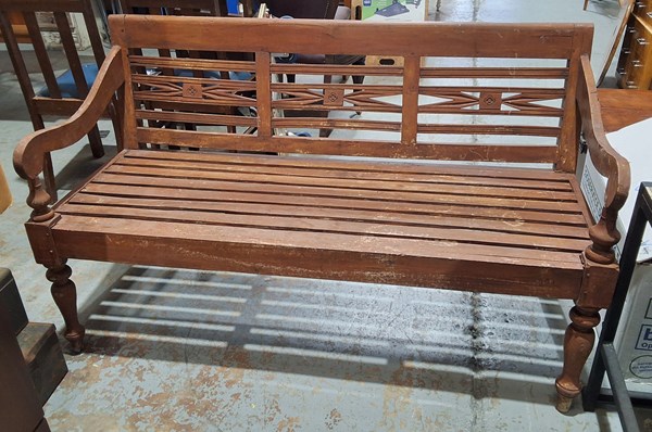 Lot 477 - BENCH