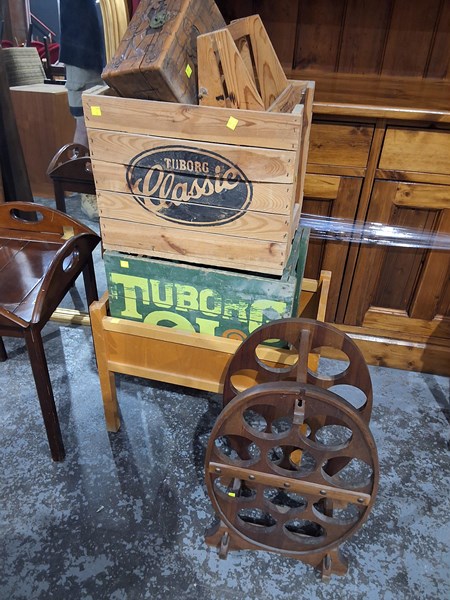 Lot 332 - CRATE LOT