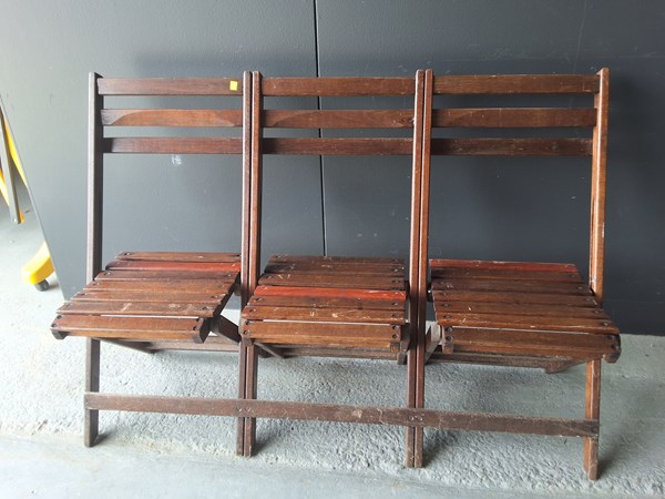 Lot 285 - THEATRE SEATS