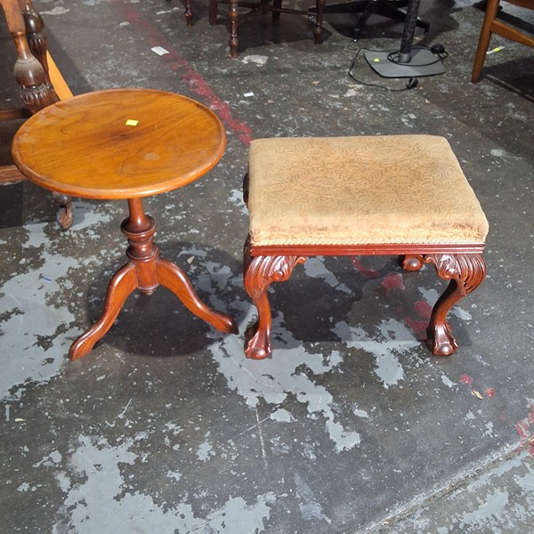 Lot 146 - STOOL AND TABLE