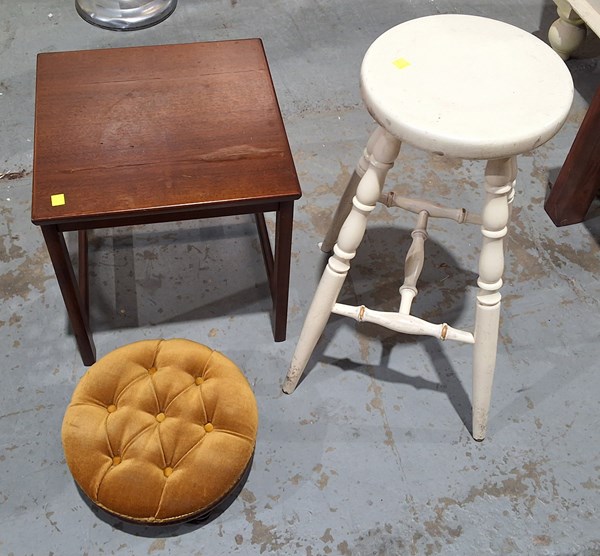 Lot 310 - DECOR LOT