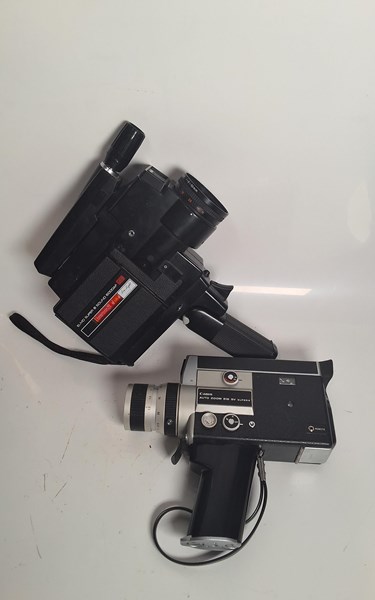 Lot 1324 - SUPER 8 CAMERAS
