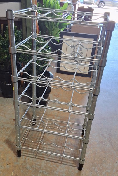 Lot 260 - WINE RACK