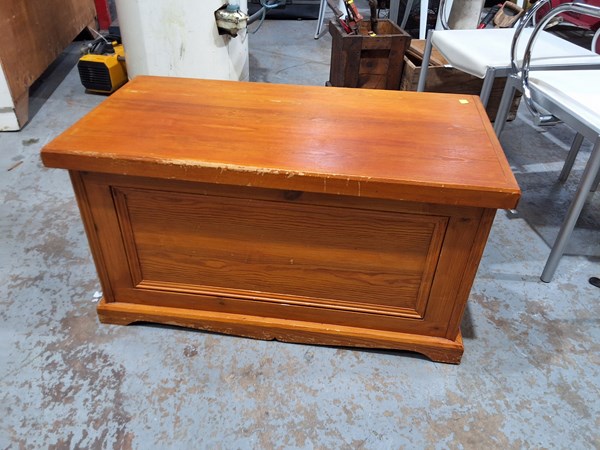 Lot 292 - TRUNK
