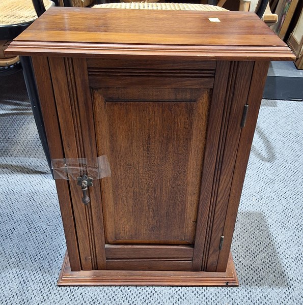 Lot 359 - SIDE CABINET