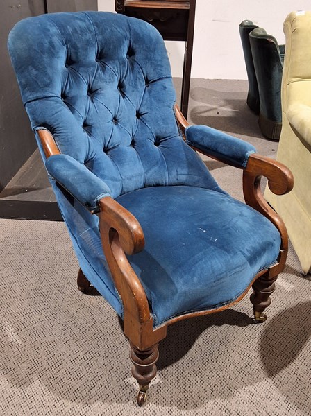 Lot 326 - LIBRARY ARMCHAIR