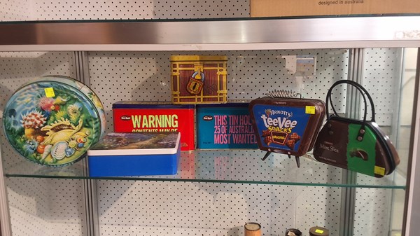 Lot 1315 - TINS