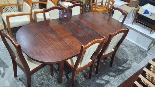 Lot 176 - DINING SUITE