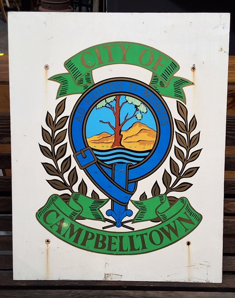 Lot 250 - SIGNAGE