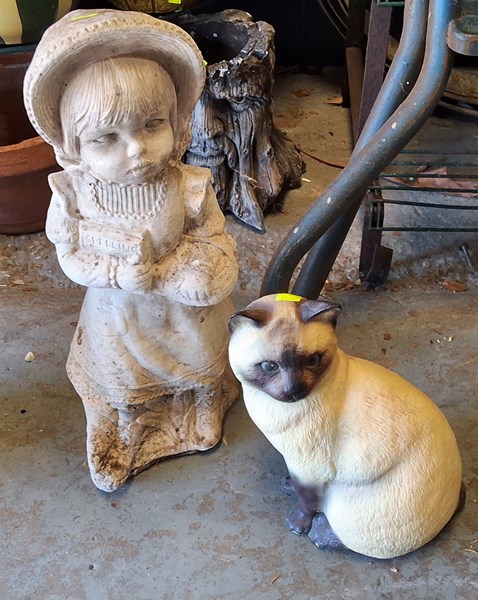 Lot 483 - GARDEN SCULPTURES