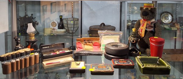 Lot 1539 - COLLECTABLES