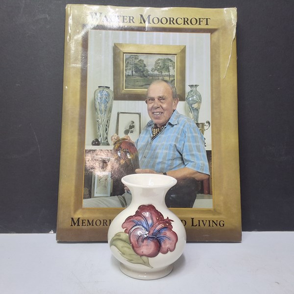 Lot 1241 - MOORCROFT