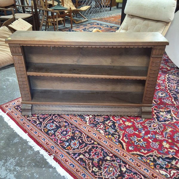 Lot 102 - BOOKSHELF
