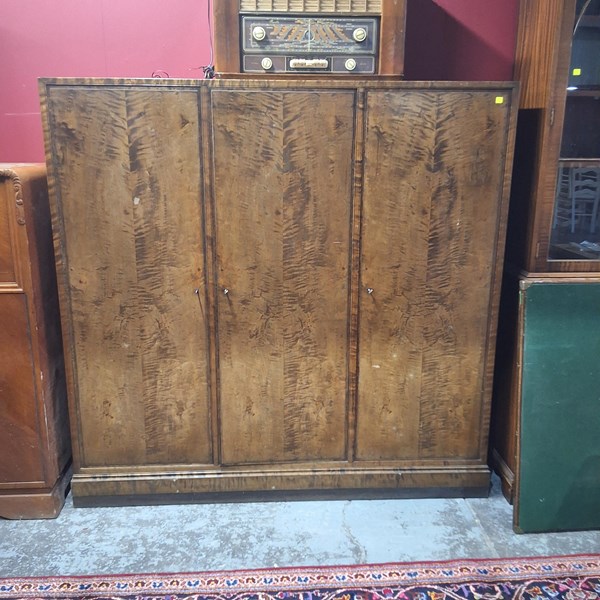 Lot 69 - CABINET
