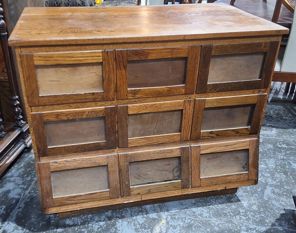 Lot 219 - OAK SHOP COUNTER