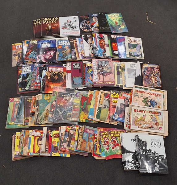 Lot 1486 - COMICS & GRAPHIC NOVELS