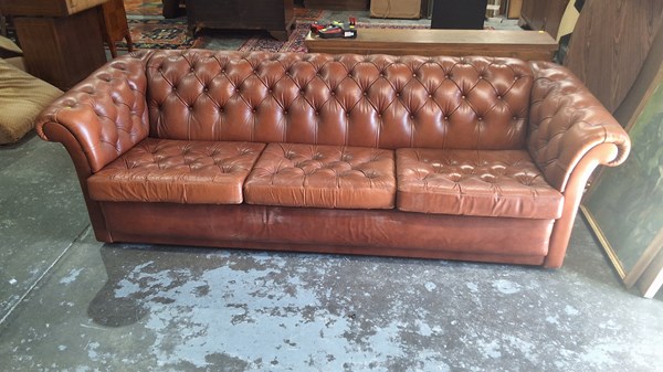 Lot 83 - CHESTERFIELD