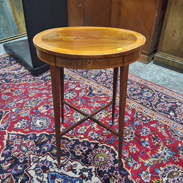 Lot 88 - WORK TABLE