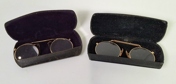 Lot 1085 - SPECTACLES