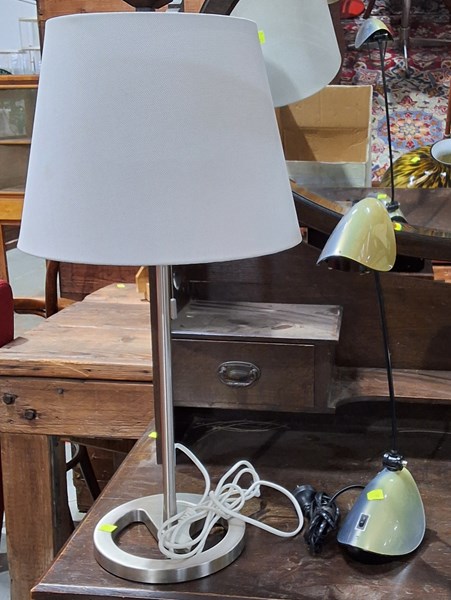 Lot 403 - TABLE LAMPS