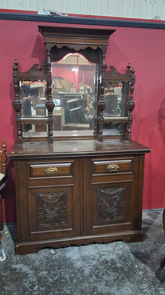 Lot 204 - MURPHY BED