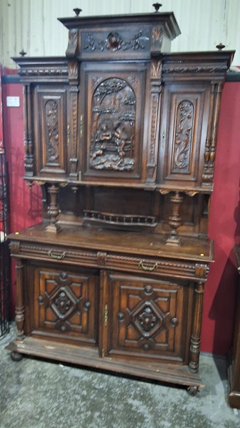 Lot 205 - COURT CUPBOARD