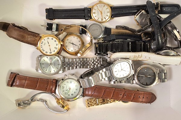Lot 1131 - WATCHES