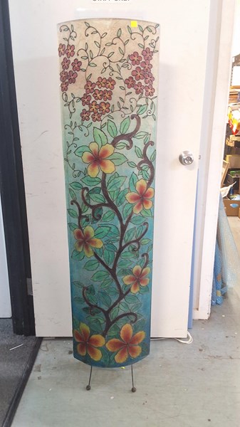 Lot 408 - FLOOR LAMP