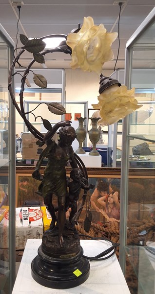 Lot 1406 - LAMP