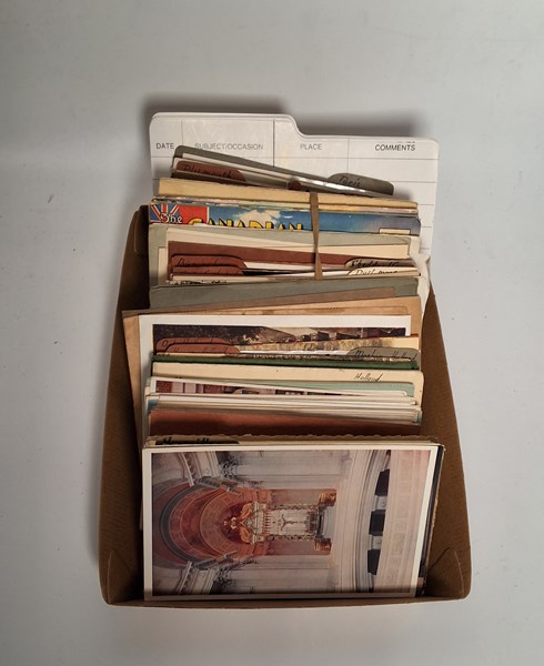 Lot 1295 - VINTAGE POSTCARDS