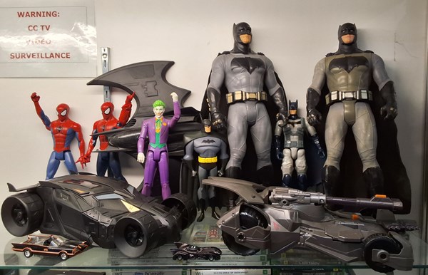 Lot 1442 - SUPERHERO TPYS