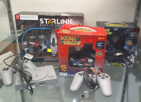 Lot 1445 - GAME CONSOLES