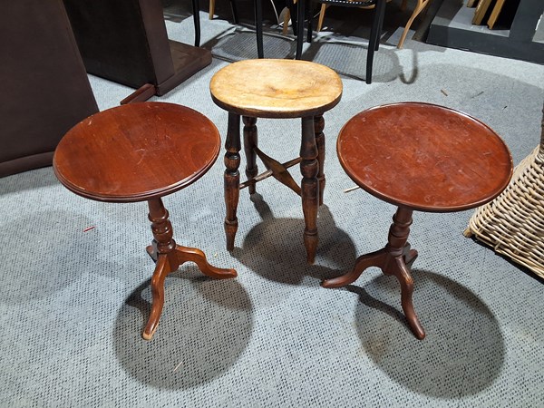 Lot 350 - FURNITURE LOT