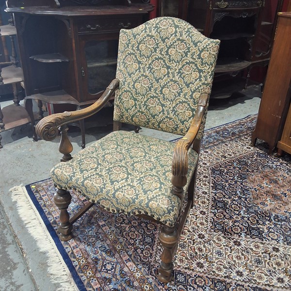 Lot 63 - THRONE CHAIR