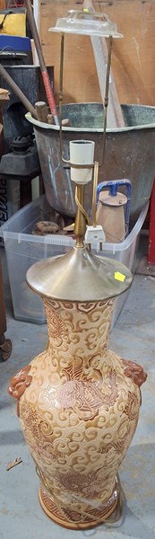 Lot 221 - VASE LAMP